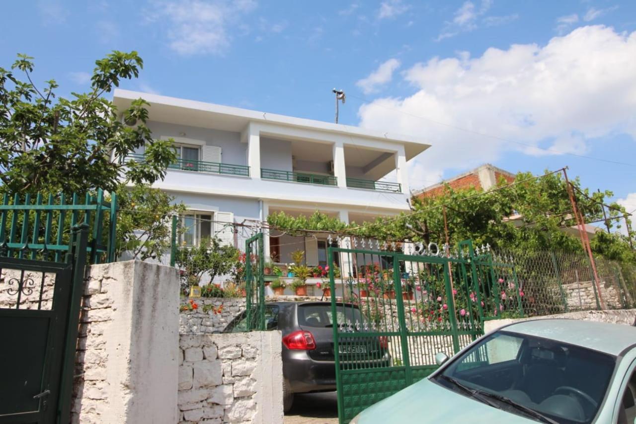 Meto Rooms Sarandë Exterior foto