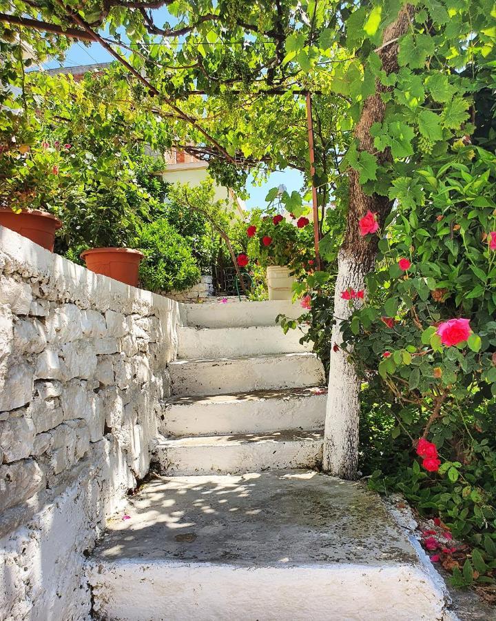 Meto Rooms Sarandë Exterior foto